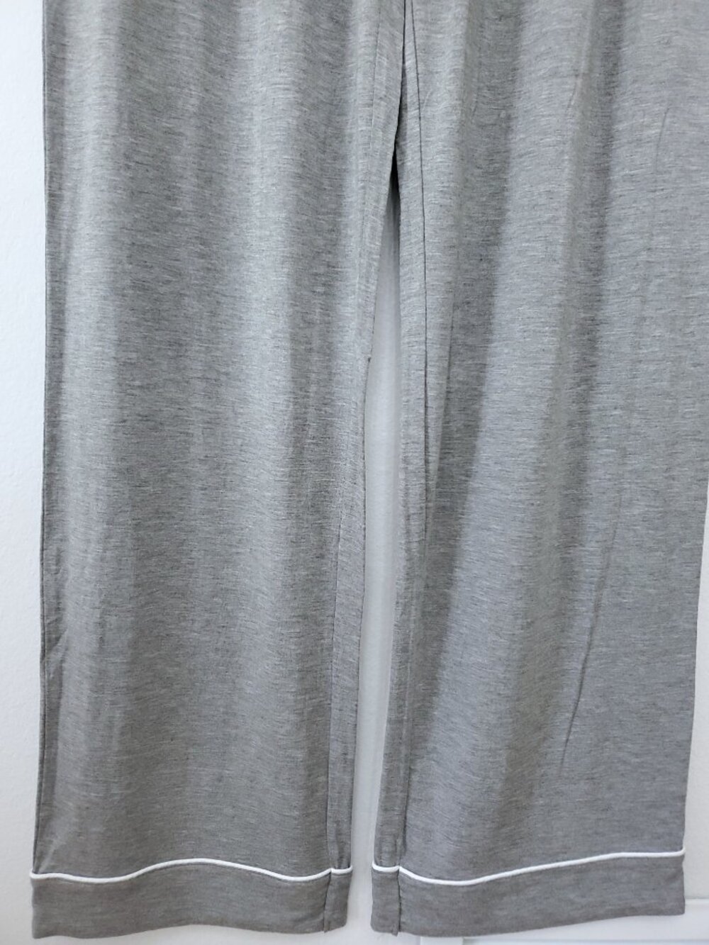 Cozy Earth Bamboo Stretch-Knit Long Sleeve Grey Pajama Set Medium Tall - NWT - Picture 10 of 15